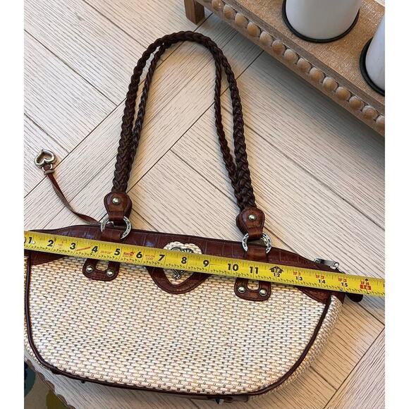 MC heart tan w/ brown embossed trim shoulder bag w/ zip closure silver feet - Picture 4 of 10